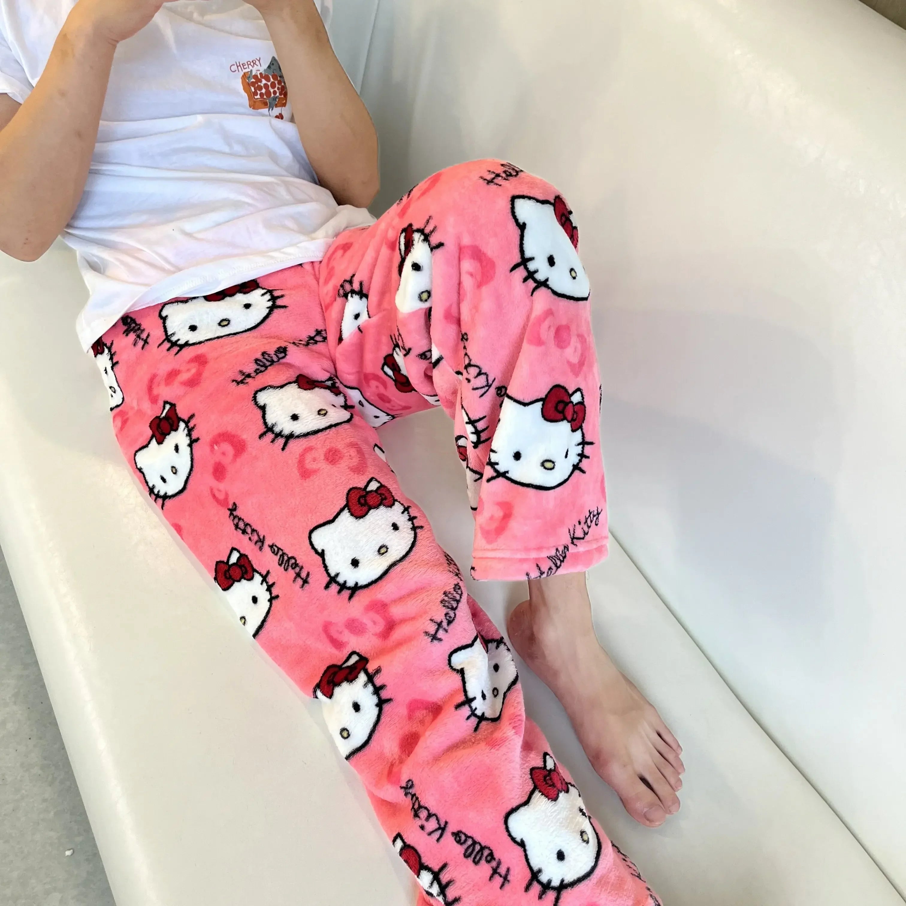 2025 Sanrio Hello Kitty Pajamas Halloween Flannel Fashion Trouserswomen Kawaii Woolen Anime Cartoon Casual Home Pants Autumn